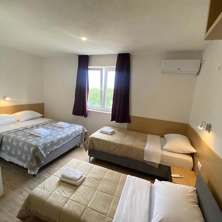 Pansion Raspudic Bed and Breakfast Međugorje Εξωτερικό φωτογραφία